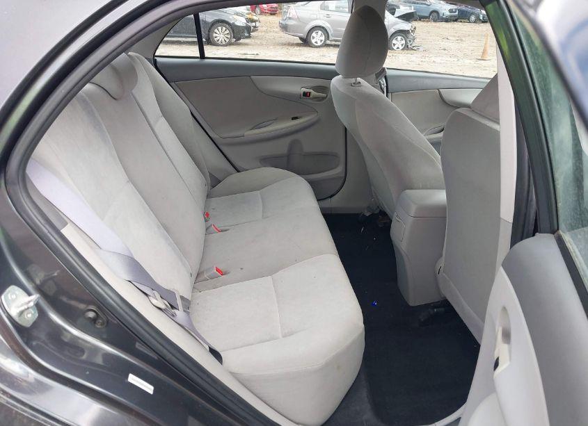 Photo 8 of 2009 Toyota Corolla LE (VIN 1NXBU40E49Z092408)