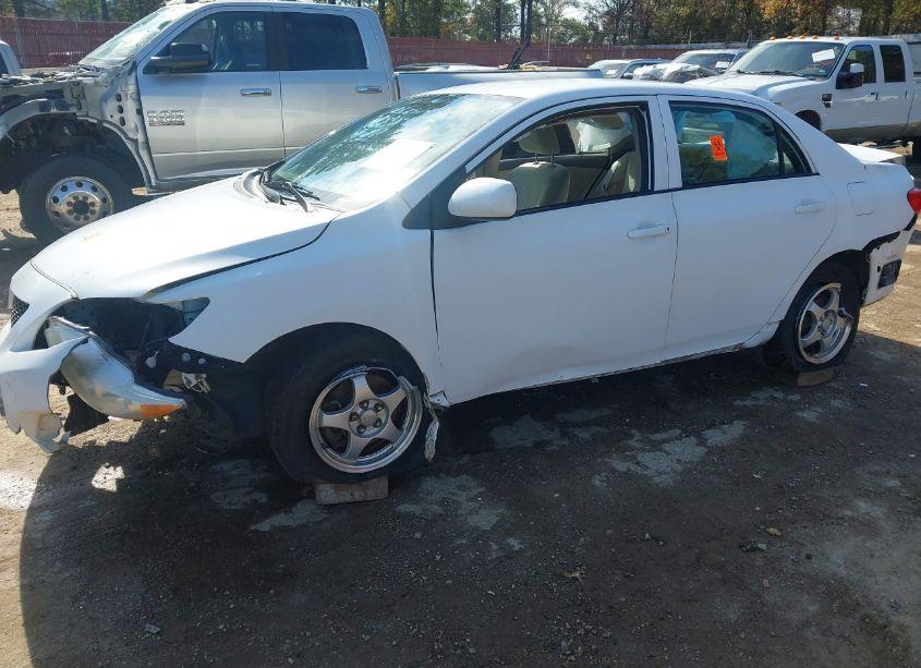 Photo 2 of 2009 Toyota Corolla LE (VIN 1NXBU40E49Z154714)