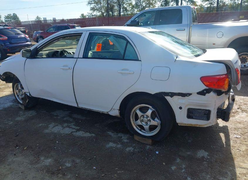 Photo 3 of 2009 Toyota Corolla LE (VIN 1NXBU40E49Z154714)