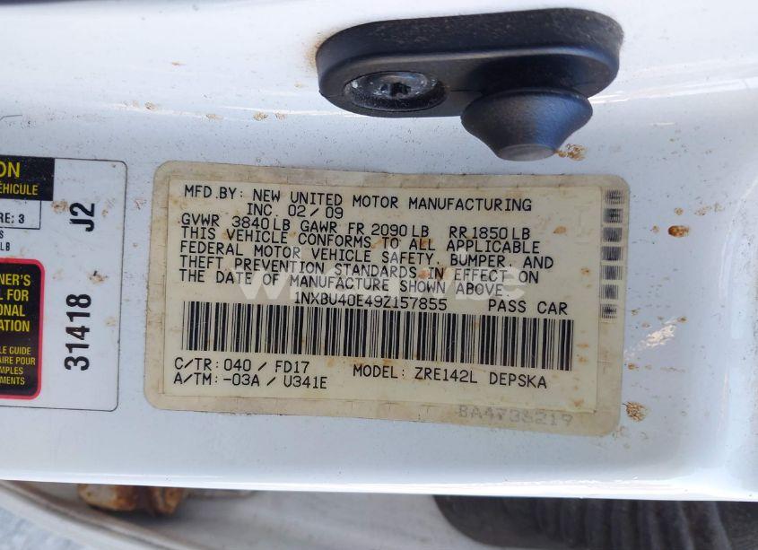 Photo 9 of 2009 Toyota Corolla S (VIN 1NXBU40E49Z157855)