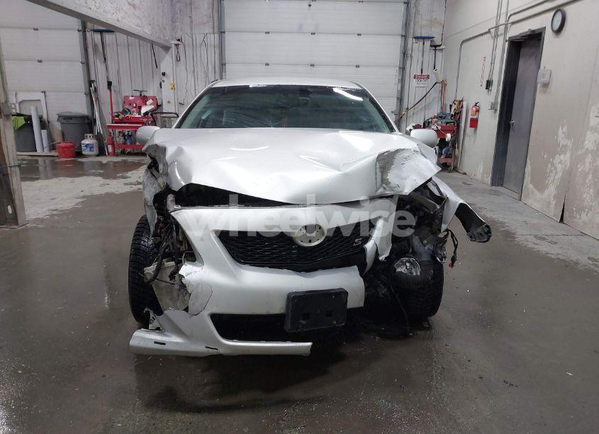 Photo 12 of 2009 Toyota Corolla S (VIN 1NXBU40E49Z164921)