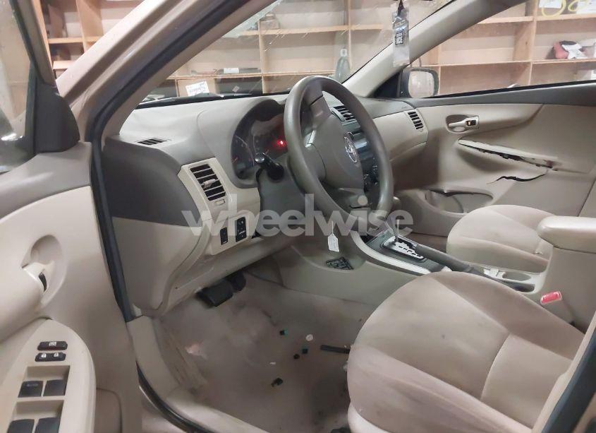 Photo 5 of 2009 Toyota Corolla LE (VIN 1NXBU40E59Z005356)