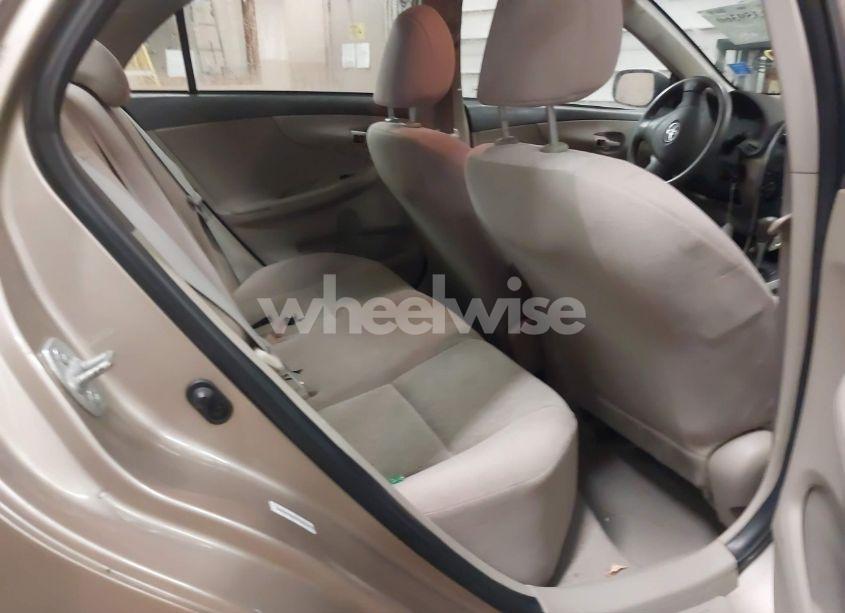 Photo 8 of 2009 Toyota Corolla LE (VIN 1NXBU40E59Z005356)