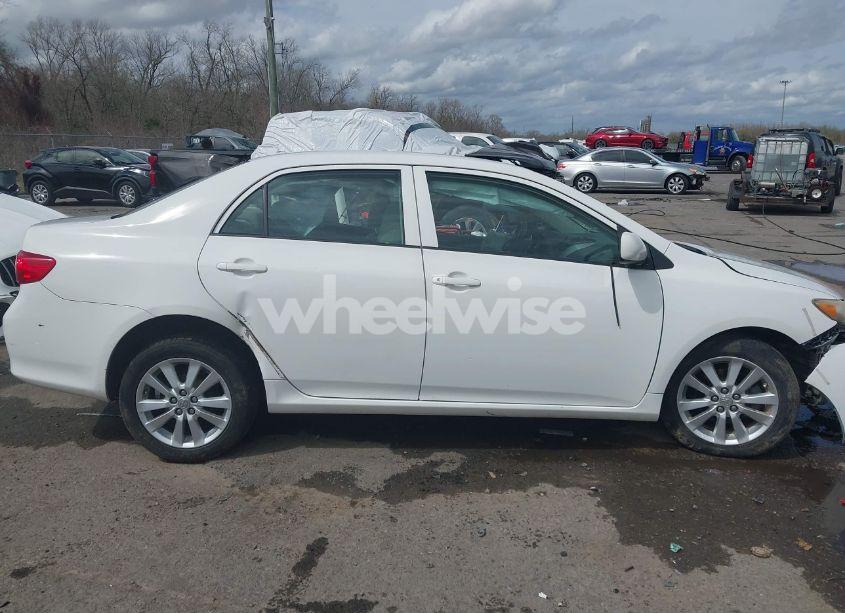 Photo 13 of 2009 Toyota Corolla LE (VIN 1NXBU40E59Z023792)