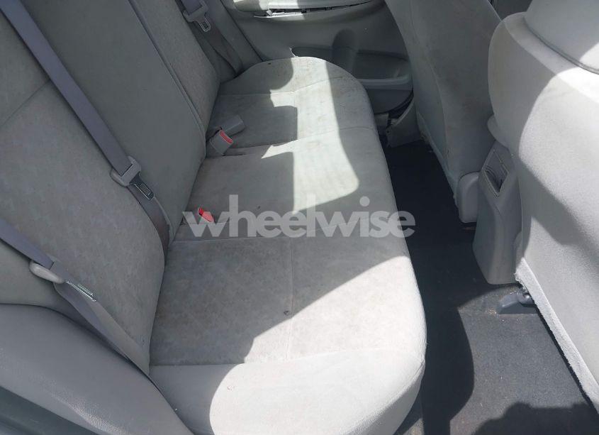 Photo 8 of 2009 Toyota Corolla LE (VIN 1NXBU40E59Z023792)