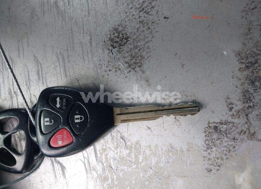 Photo 11 of 2009 Toyota Corolla S (VIN 1NXBU40E59Z033674)