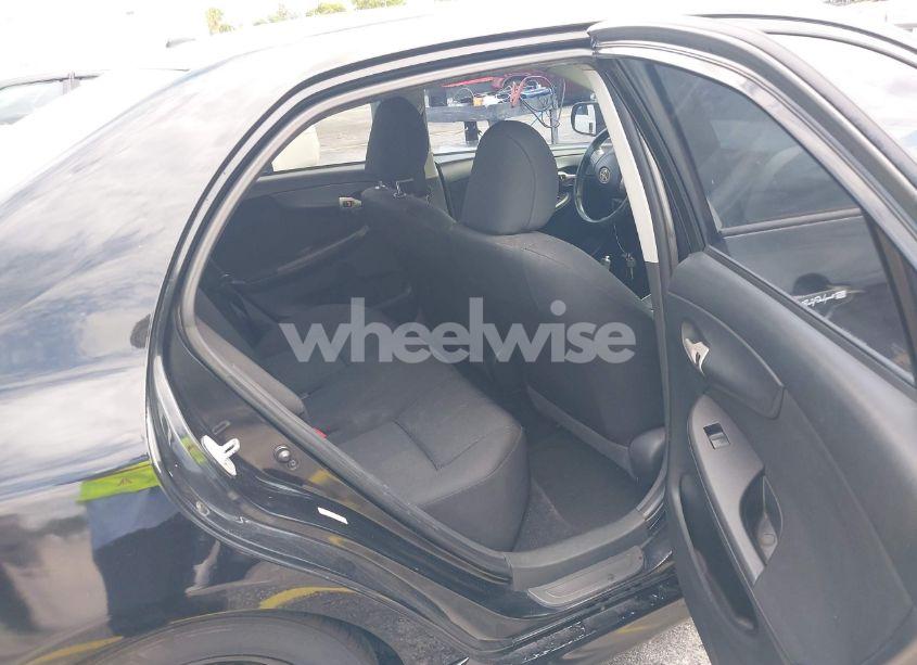 Photo 8 of 2009 Toyota Corolla S (VIN 1NXBU40E59Z033674)