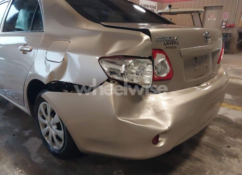 Photo 6 of 2009 Toyota Corolla LE (VIN 1NXBU40E59Z057232)