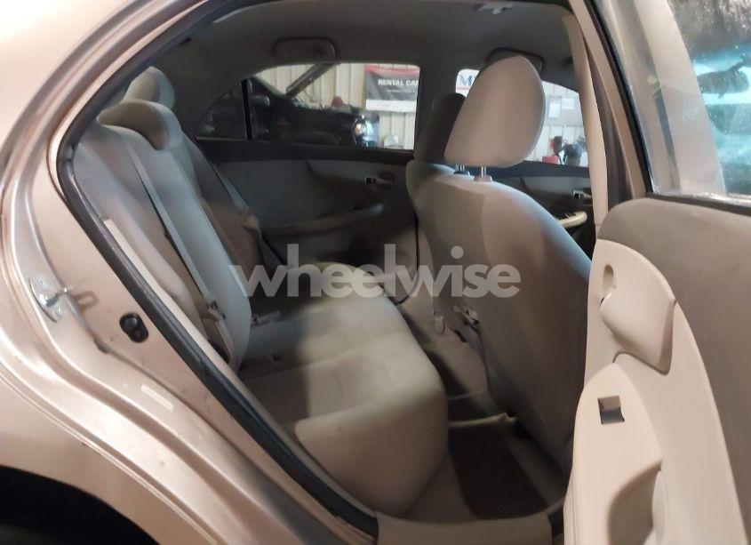 Photo 8 of 2009 Toyota Corolla LE (VIN 1NXBU40E59Z057232)