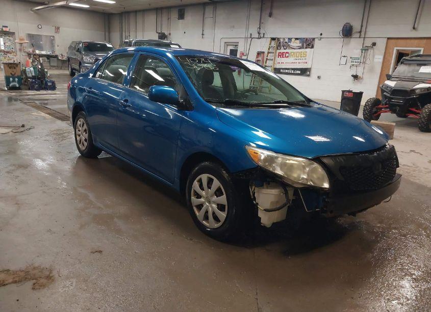 2009 Toyota Corolla LE (VIN 1NXBU40E59Z061801) main photo