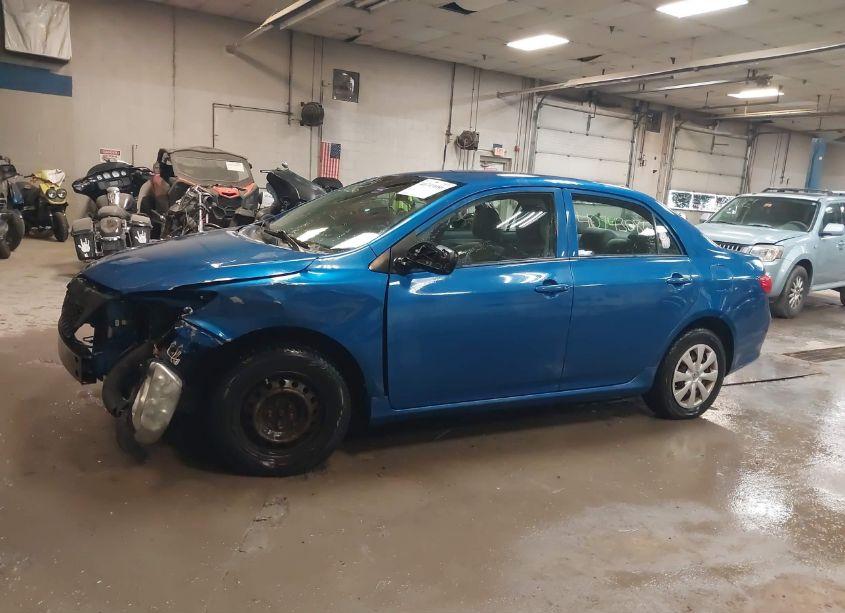 Photo 15 of 2009 Toyota Corolla LE (VIN 1NXBU40E59Z061801)