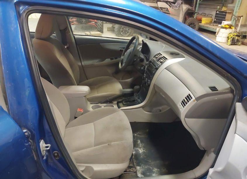 Photo 5 of 2009 Toyota Corolla LE (VIN 1NXBU40E59Z061801)