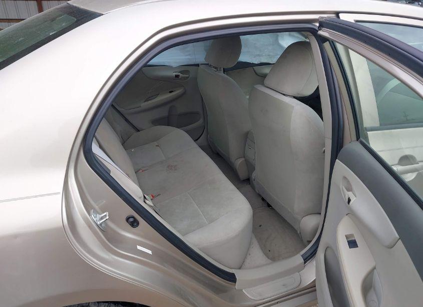 Photo 8 of 2009 Toyota Corolla LE (VIN 1NXBU40E59Z063919)