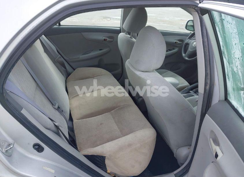 Photo 8 of 2009 Toyota Corolla LE (VIN 1NXBU40E59Z064049)