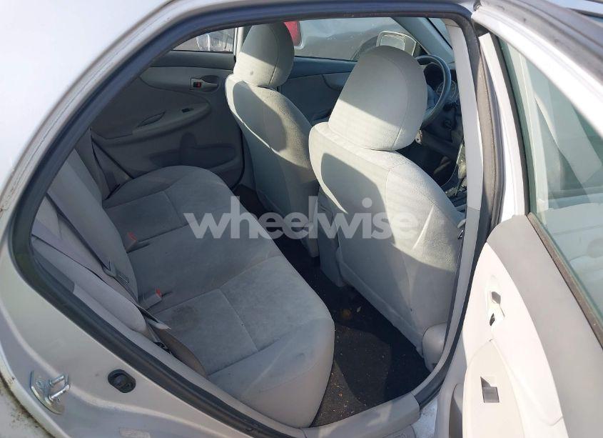 Photo 8 of 2009 Toyota Corolla LE (VIN 1NXBU40E59Z078727)