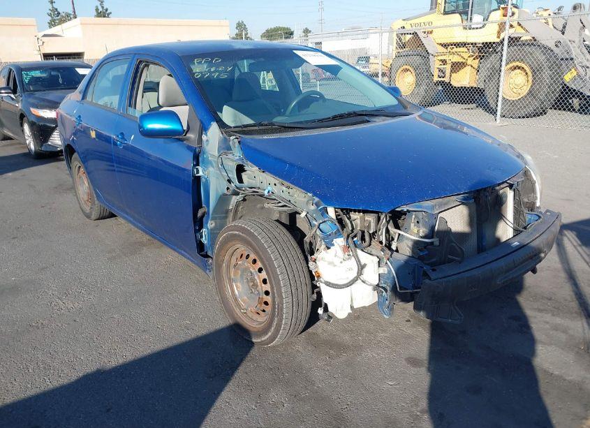 2009 Toyota Corolla LE (VIN 1NXBU40E59Z090795) main photo