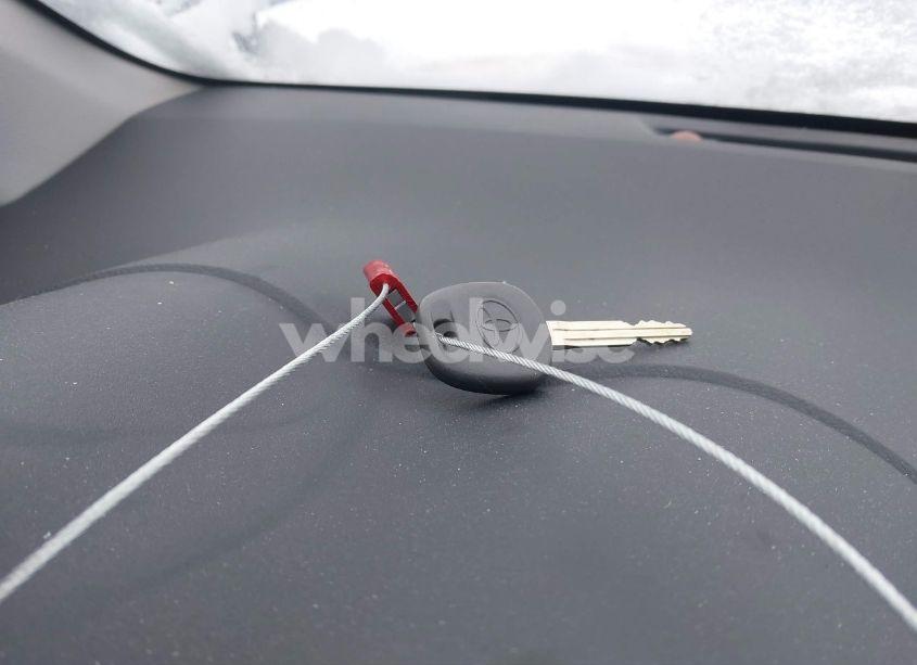 Photo 11 of 2009 Toyota Corolla S (VIN 1NXBU40E59Z141549)