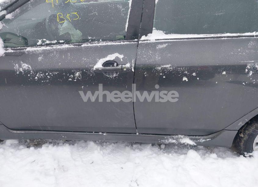 Photo 14 of 2009 Toyota Corolla S (VIN 1NXBU40E59Z141549)