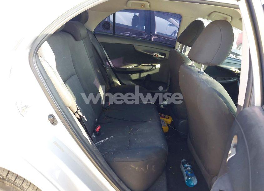 Photo 8 of 2009 Toyota Corolla S (VIN 1NXBU40E59Z142555)