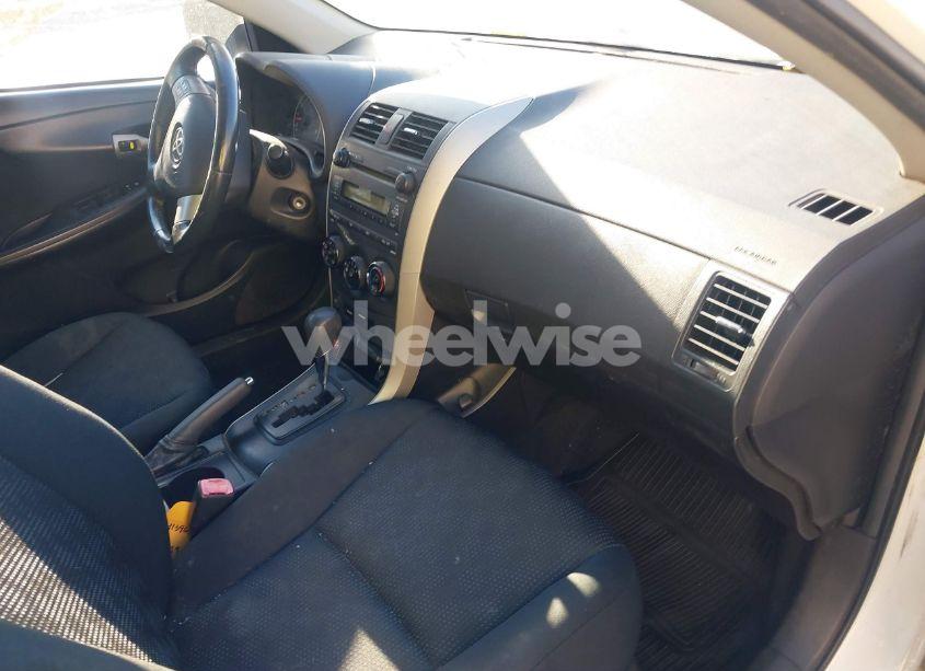 Photo 5 of 2009 Toyota Corolla S (VIN 1NXBU40E59Z144127)