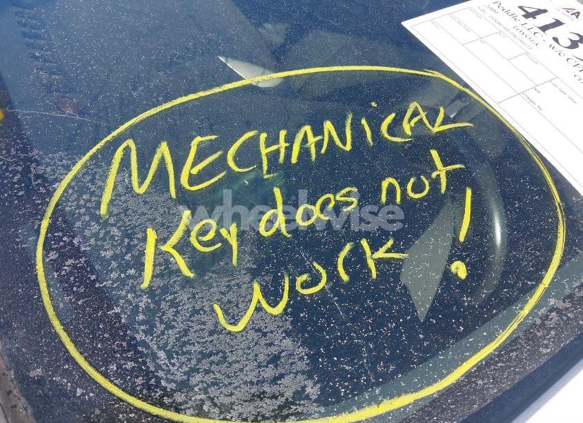 Photo 6 of 2009 Toyota Corolla S (VIN 1NXBU40E59Z144127)