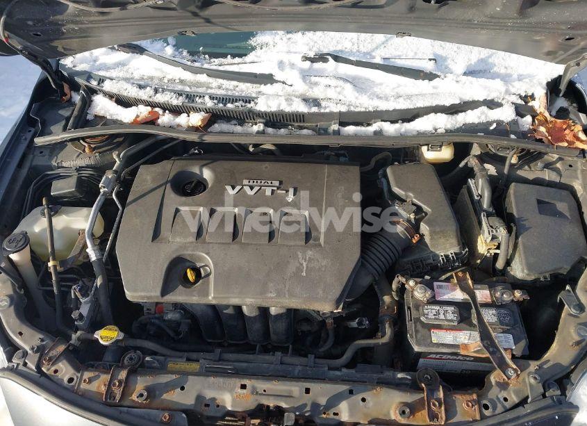 Photo 10 of 2009 Toyota Corolla (VIN 1NXBU40E69Z013823)