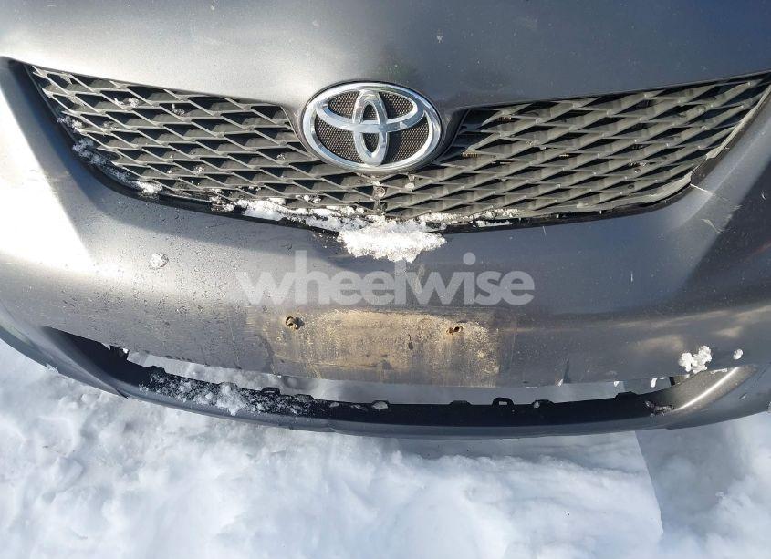 Photo 6 of 2009 Toyota Corolla (VIN 1NXBU40E69Z013823)