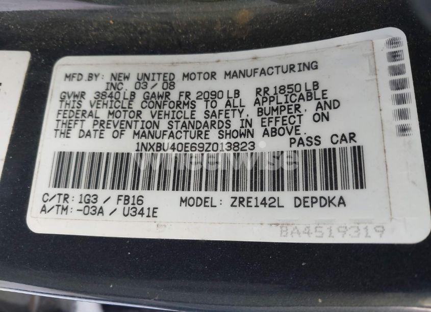 Photo 9 of 2009 Toyota Corolla (VIN 1NXBU40E69Z013823)