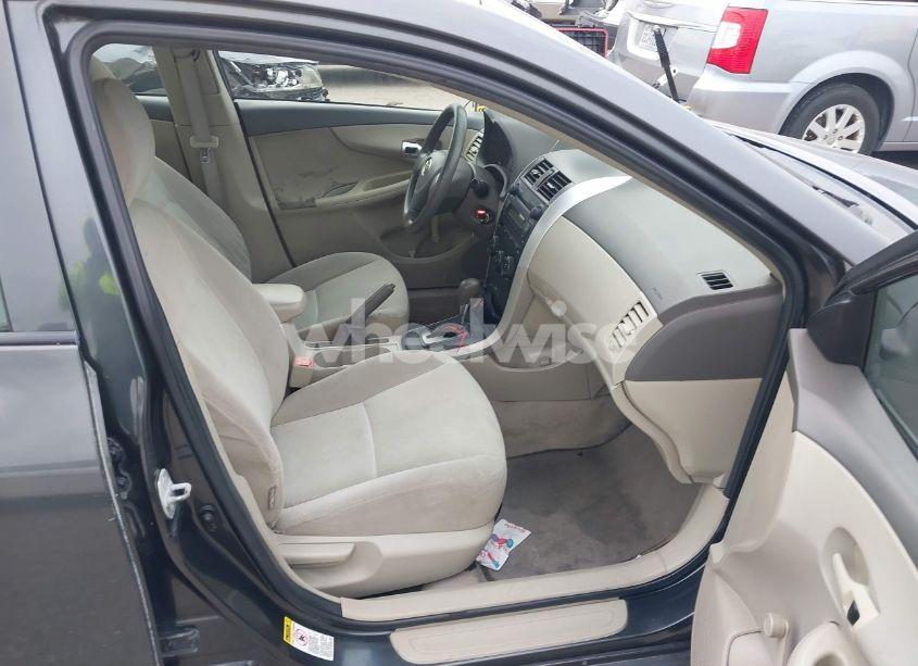 Photo 5 of 2009 Toyota Corolla (VIN 1NXBU40E69Z018472)