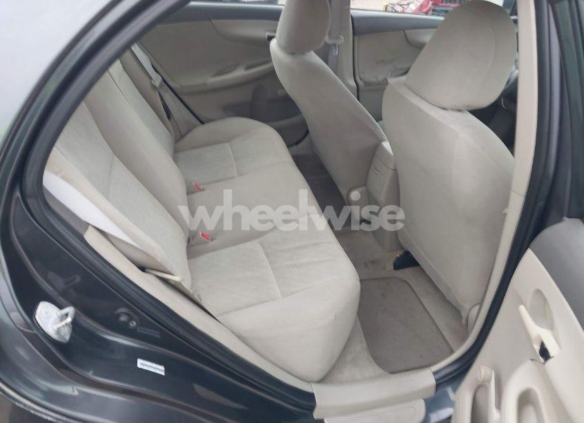 Photo 8 of 2009 Toyota Corolla (VIN 1NXBU40E69Z018472)