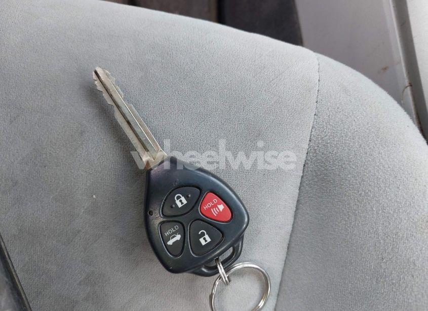 Photo 11 of 2009 Toyota Corolla LE (VIN 1NXBU40E69Z023347)