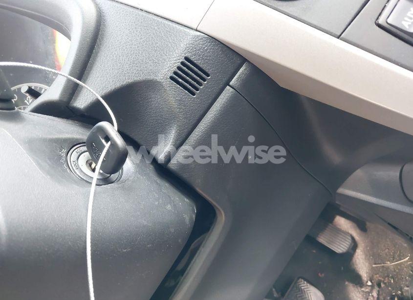 Photo 11 of 2009 Toyota Corolla S (VIN 1NXBU40E69Z026846)