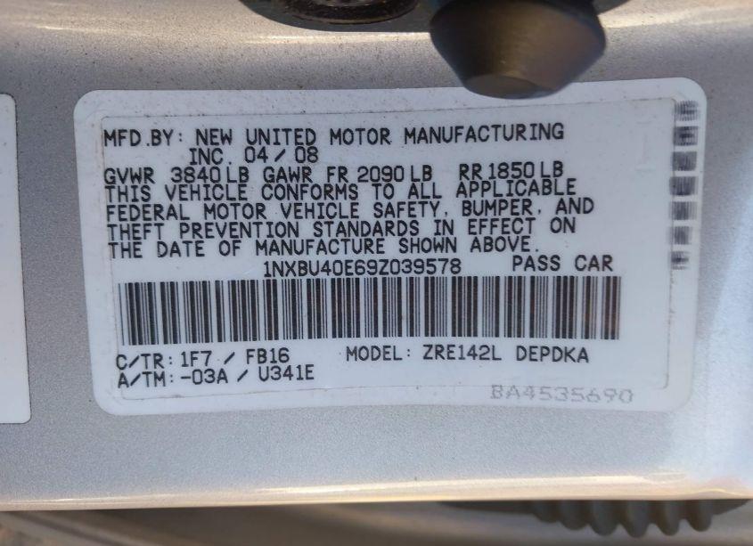 Photo 9 of 2009 Toyota Corolla LE (VIN 1NXBU40E69Z039578)