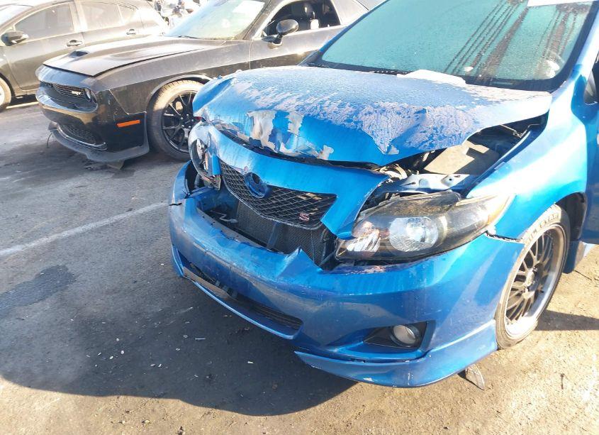 Photo 6 of 2009 Toyota Corolla S (VIN 1NXBU40E69Z050449)