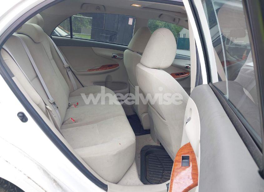 Photo 8 of 2009 Toyota Corolla XLE (VIN 1NXBU40E69Z067025)