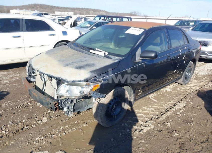 Photo 2 of 2009 Toyota Corolla LE (VIN 1NXBU40E69Z068935)