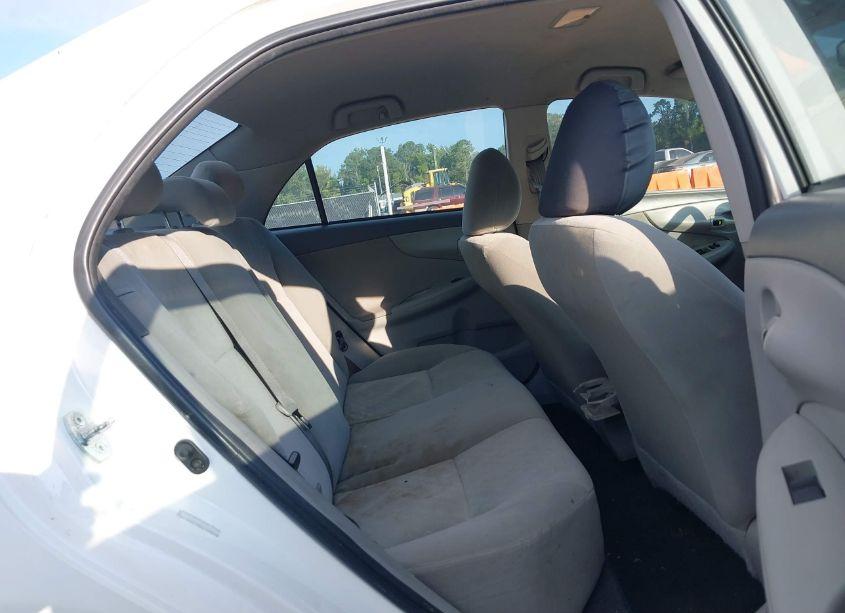 Photo 8 of 2009 Toyota Corolla LE (VIN 1NXBU40E69Z084326)