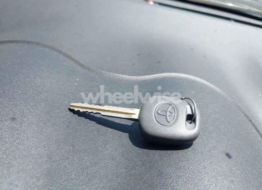 Photo 11 of 2009 Toyota Corolla S (VIN 1NXBU40E69Z102551)