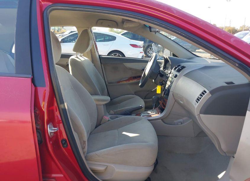 Photo 5 of 2009 Toyota Corolla XLE (VIN 1NXBU40E69Z114599)