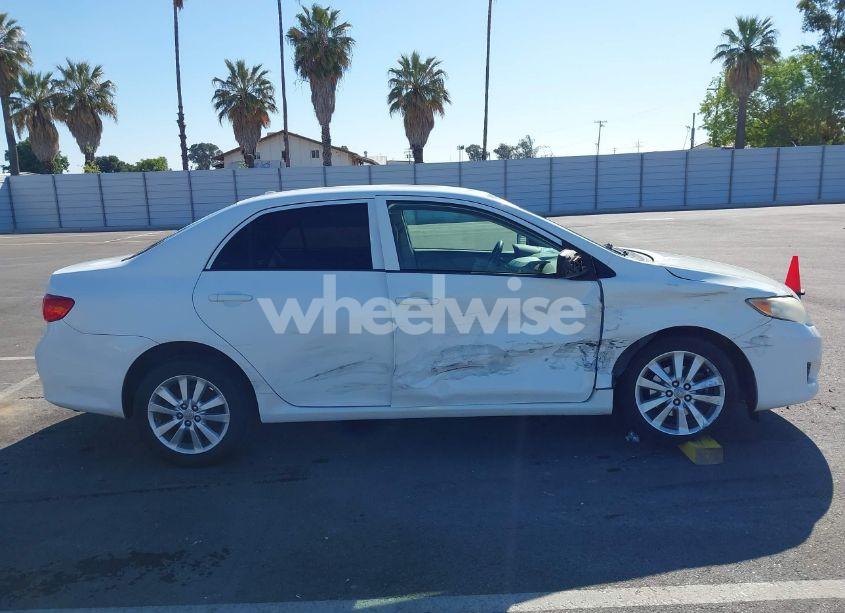 Photo 13 of 2009 Toyota Corolla LE (VIN 1NXBU40E69Z114716)