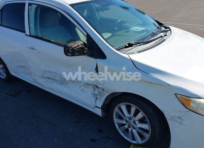 Photo 6 of 2009 Toyota Corolla LE (VIN 1NXBU40E69Z114716)