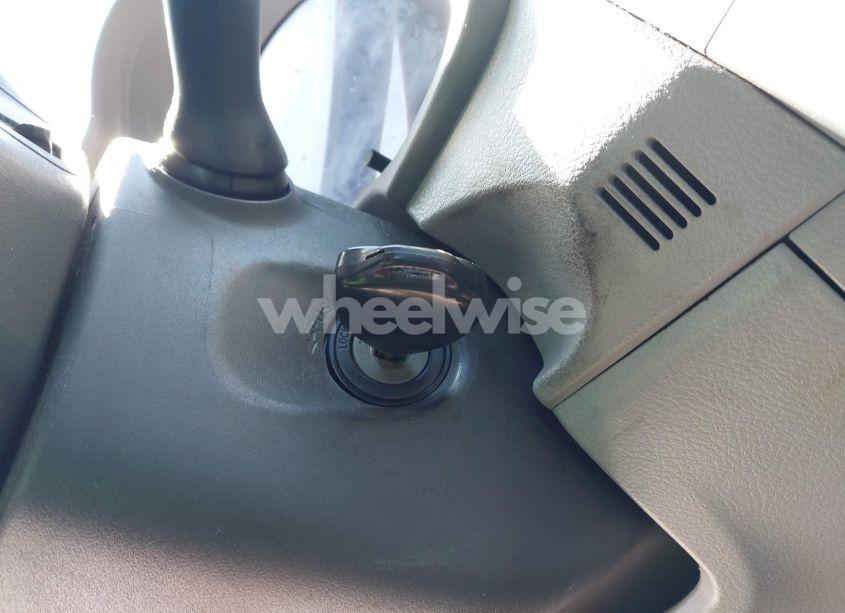 Photo 11 of 2009 Toyota Corolla LE (VIN 1NXBU40E69Z119561)