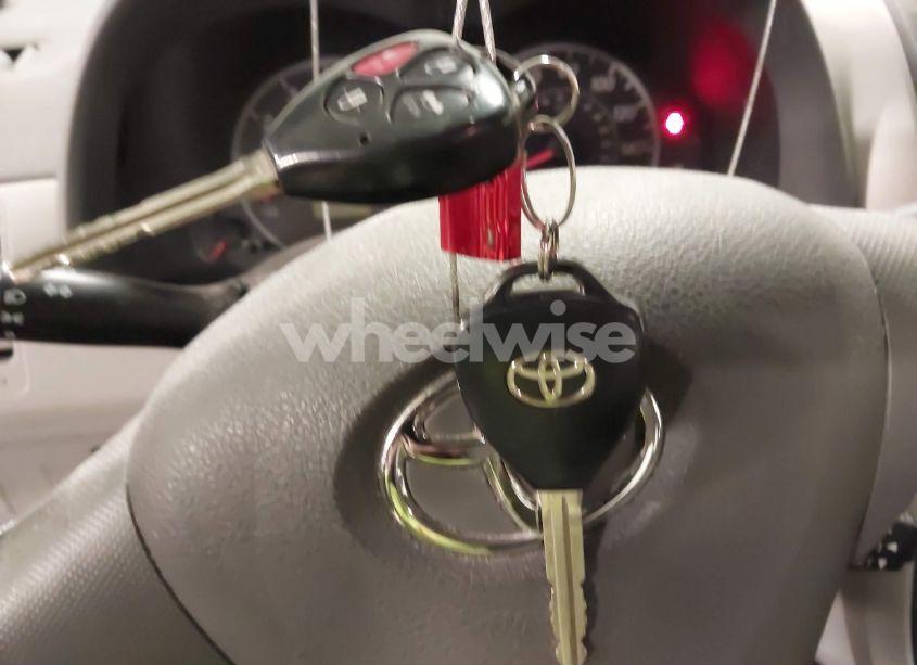 Photo 11 of 2009 Toyota Corolla LE (VIN 1NXBU40E69Z129314)