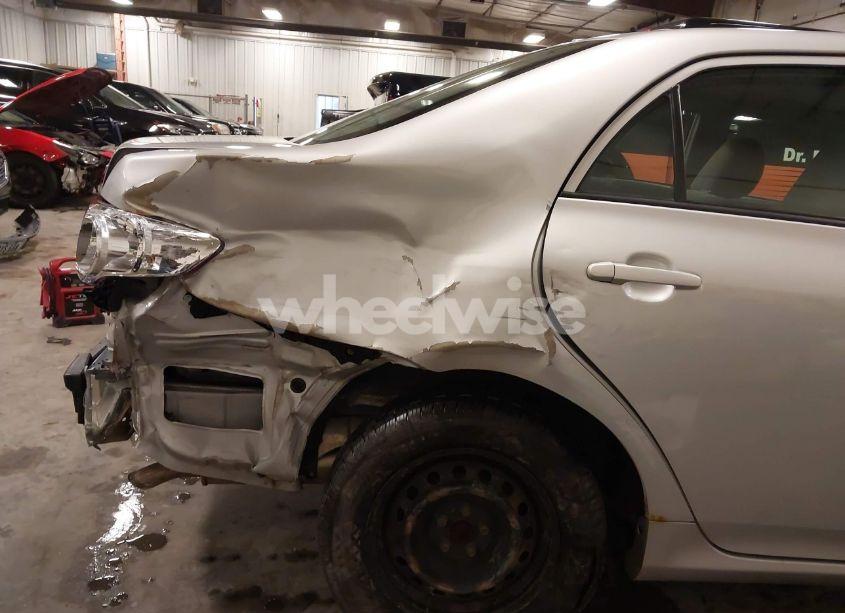 Photo 19 of 2009 Toyota Corolla LE (VIN 1NXBU40E69Z129314)