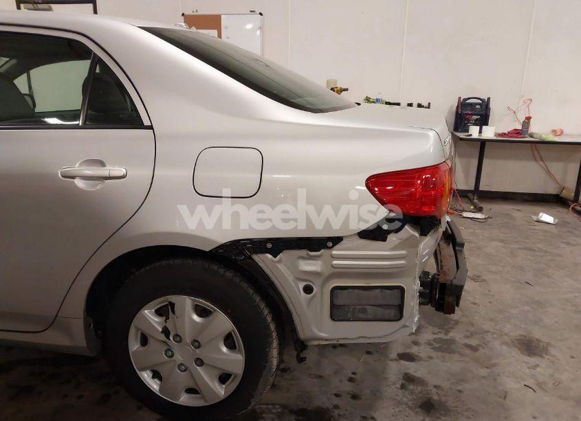 Photo 6 of 2009 Toyota Corolla LE (VIN 1NXBU40E69Z129314)