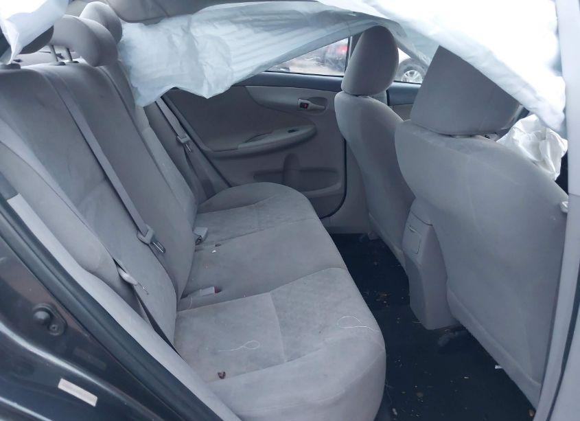 Photo 8 of 2009 Toyota Corolla LE (VIN 1NXBU40E69Z137266)