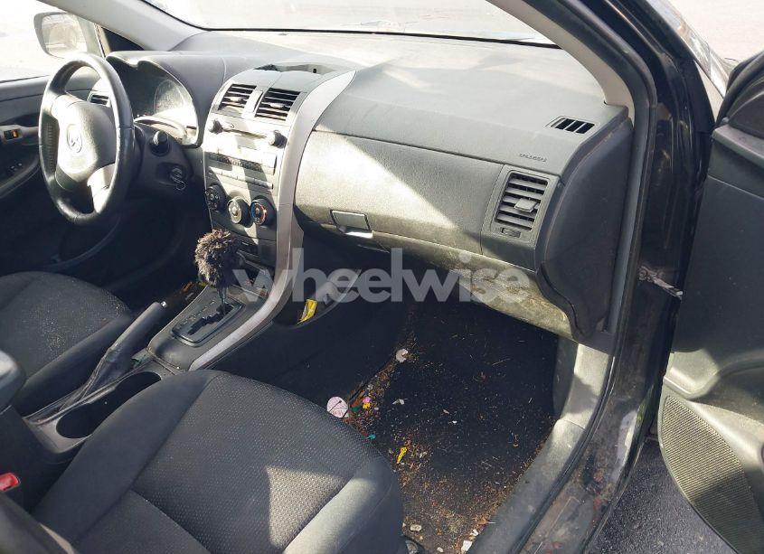 Photo 5 of 2009 Toyota Corolla S (VIN 1NXBU40E69Z146887)