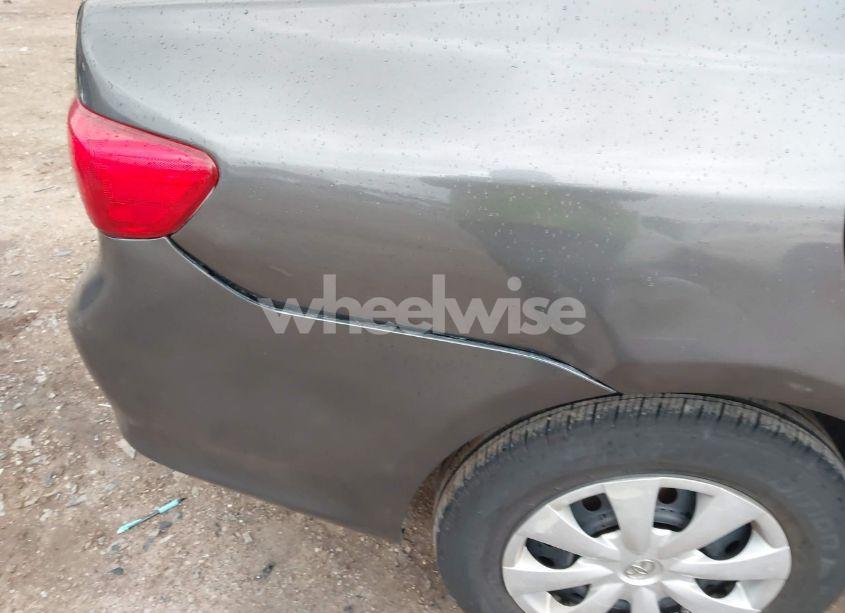 Photo 12 of 2009 Toyota Corolla LE (VIN 1NXBU40E69Z164080)