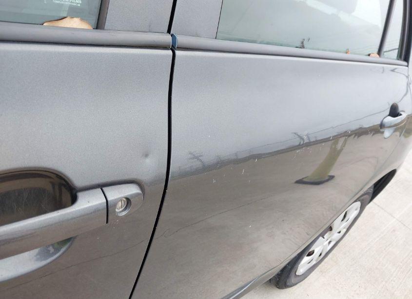 Photo 6 of 2009 Toyota Corolla (VIN 1NXBU40E79Z007089)