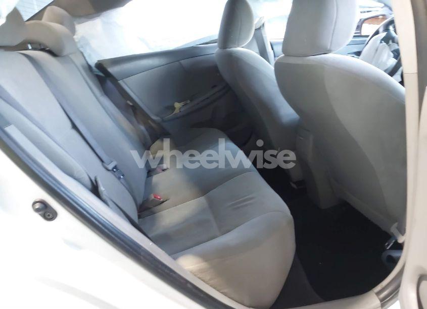 Photo 8 of 2009 Toyota Corolla LE (VIN 1NXBU40E79Z040464)